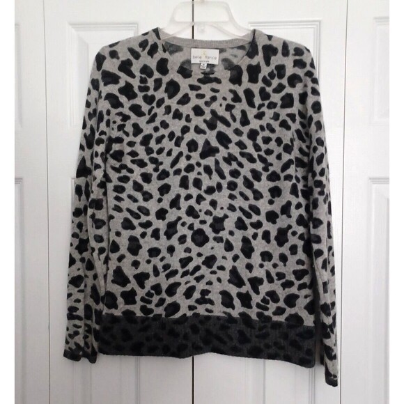 BELLE FRANCE LONG SLEEVE ANIMAL PRINT PULLOVER CASHMERE SWEATER SIZE M EUC - Picture 1 of 7